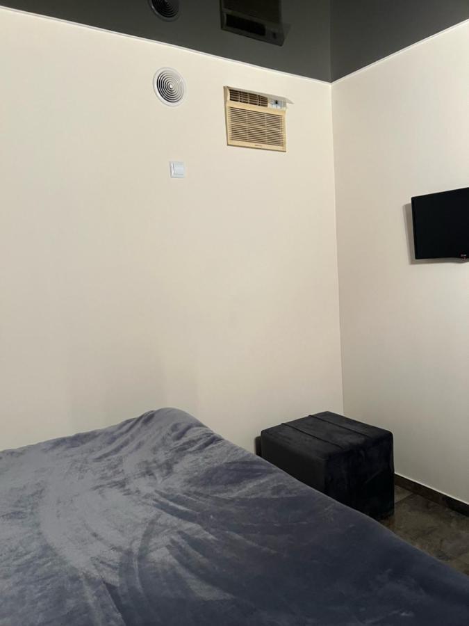 Enigma Hostel Ереван Экстерьер фото
