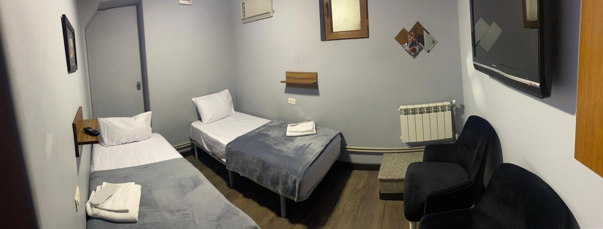 Enigma Hostel Ереван Экстерьер фото