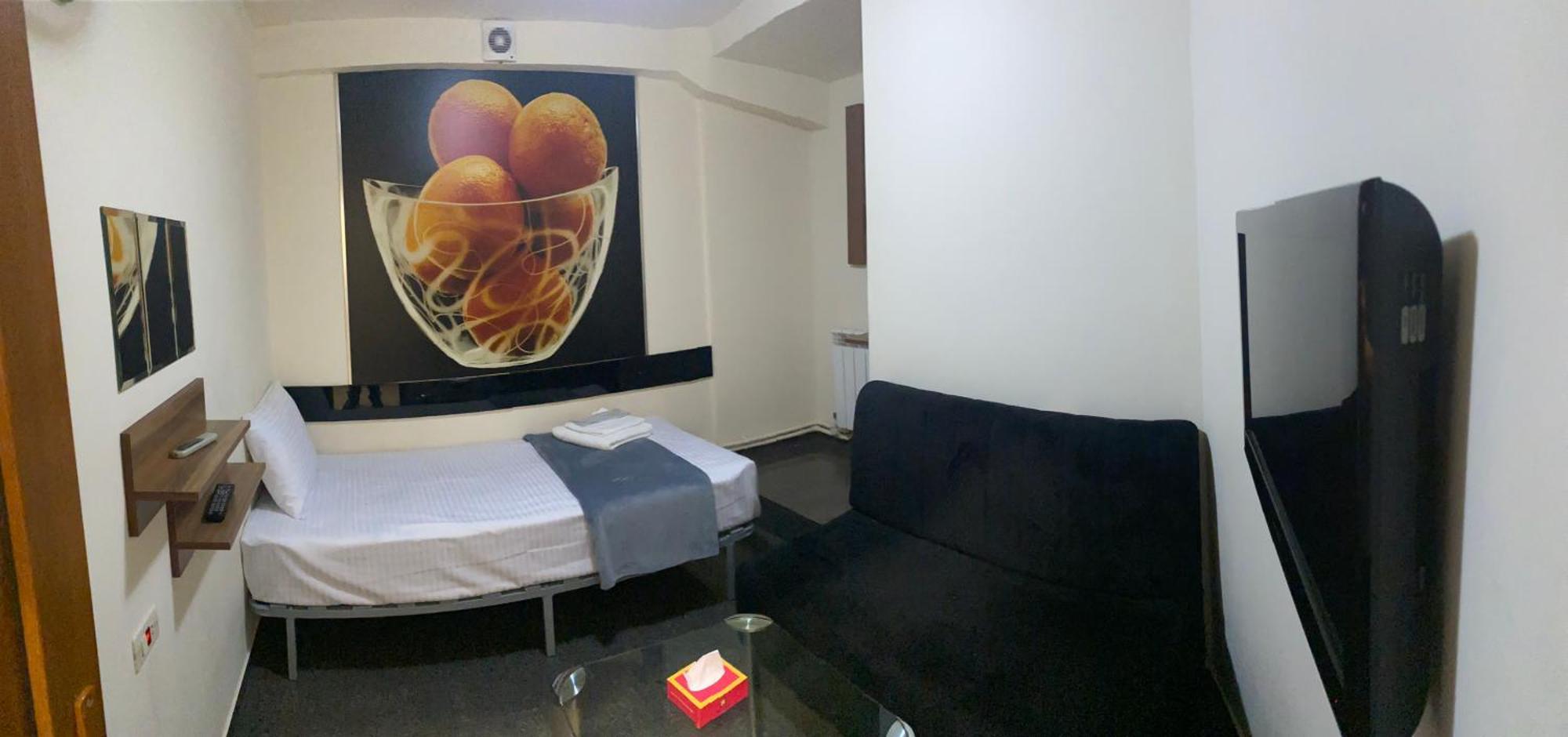 Enigma Hostel Ереван Экстерьер фото